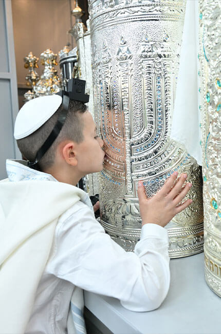 סוליס - אולם וגן אירועים לאירועי בר ובת מצווה במעלה אדומים עד 300 איש